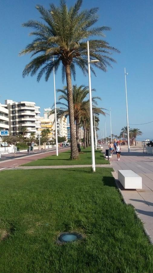 Edificio Attikos - Solo Familias Apartment Gandia